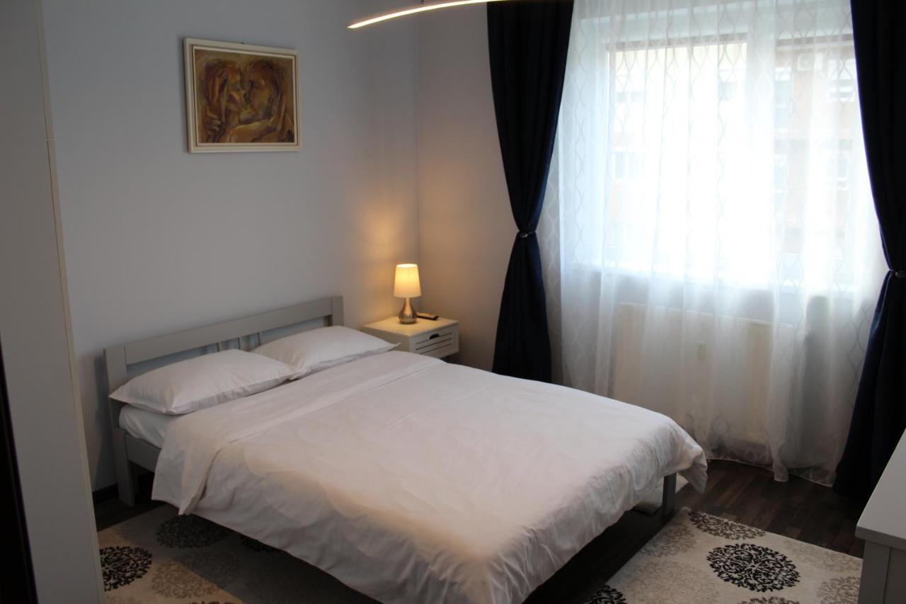 Randevu Apartment Oradea Exterior photo